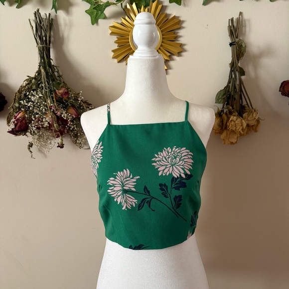 Forever 21 Green Floral Square-Neck Tie Back Crop Top - Picture 2 of 5